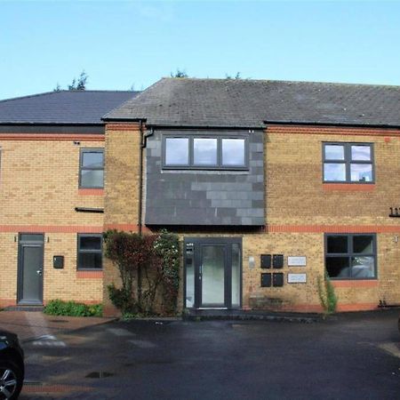 Apartmán Marvellous New Build 2 Bed Flat - 1 Ophelia Court Epsom Exteriér fotografie
